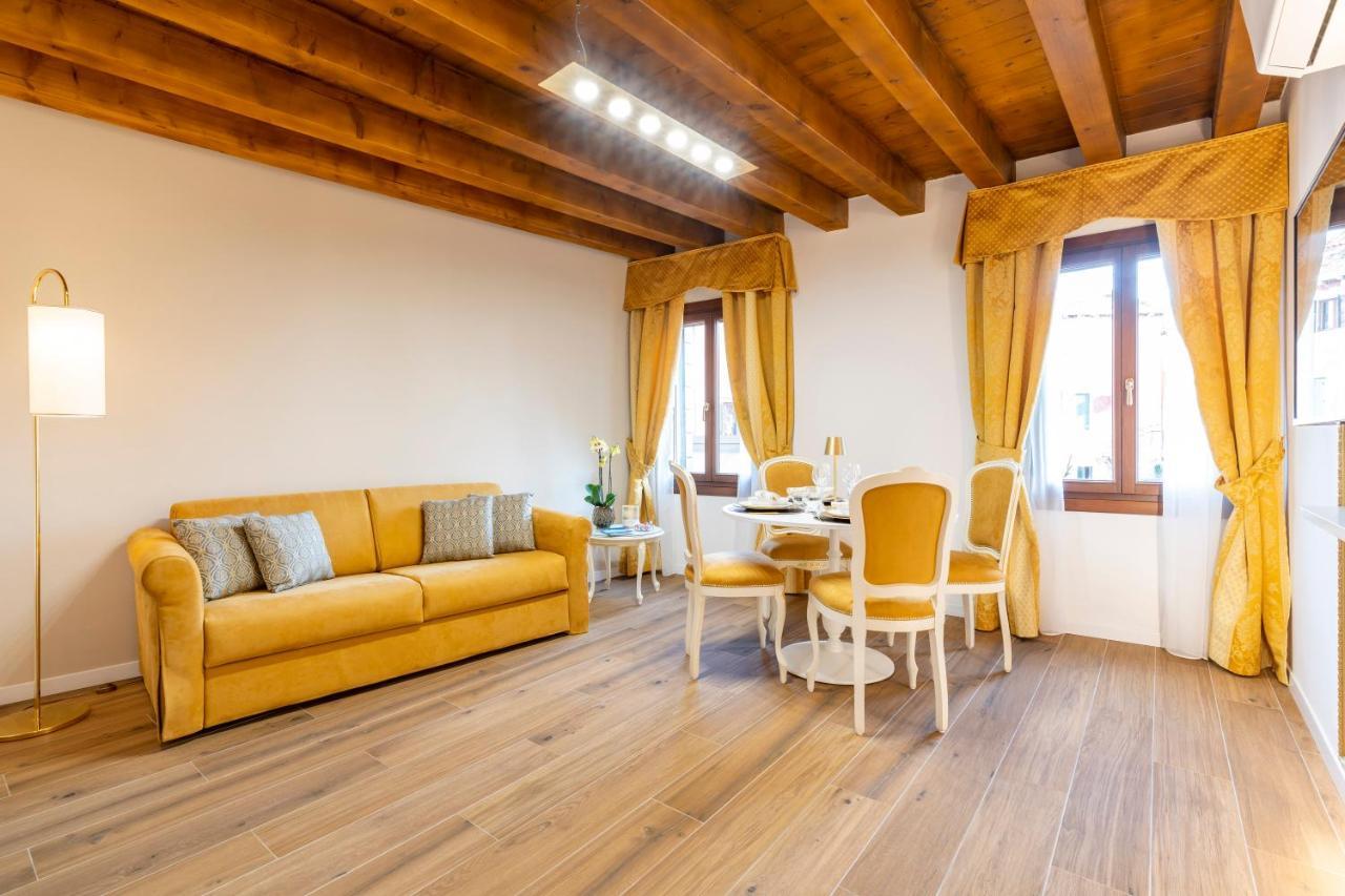 ונציה Laguna D'Oro Luxury Apartments מראה חיצוני תמונה