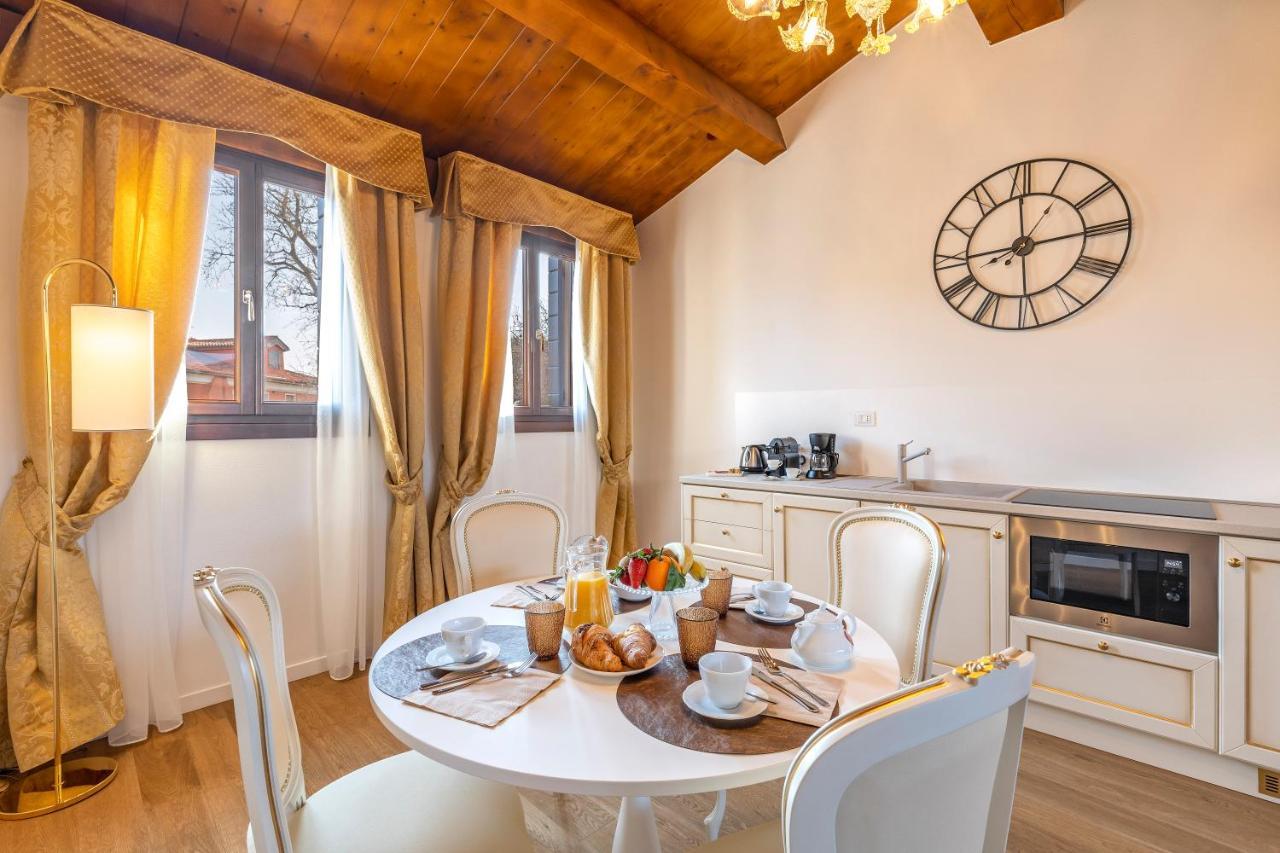 ונציה Laguna D'Oro Luxury Apartments מראה חיצוני תמונה