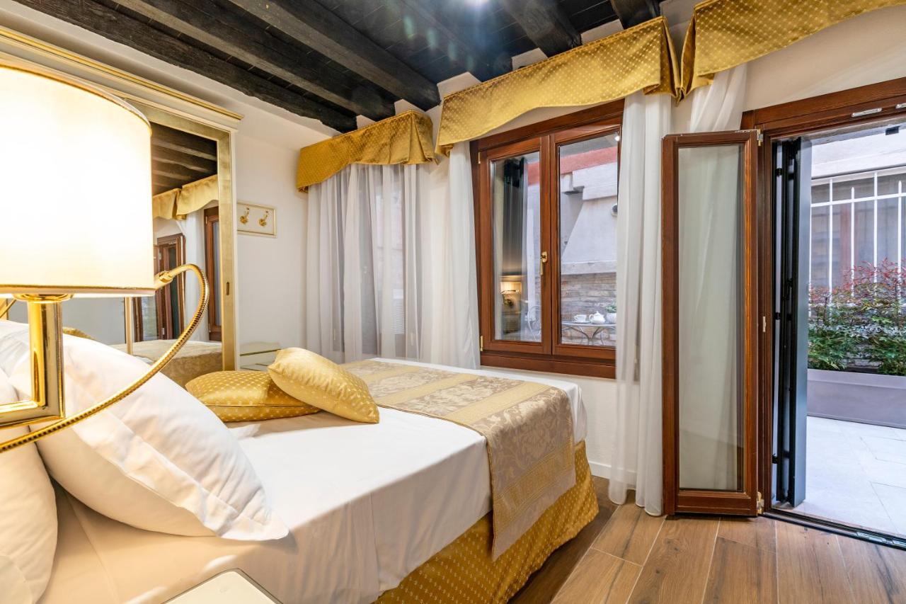 ונציה Laguna D'Oro Luxury Apartments מראה חיצוני תמונה