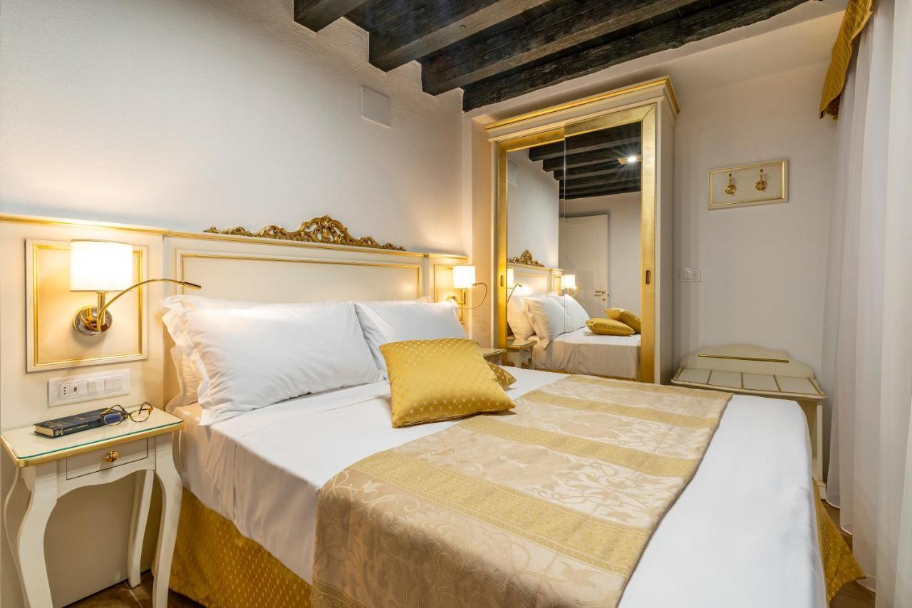 ונציה Laguna D'Oro Luxury Apartments מראה חיצוני תמונה